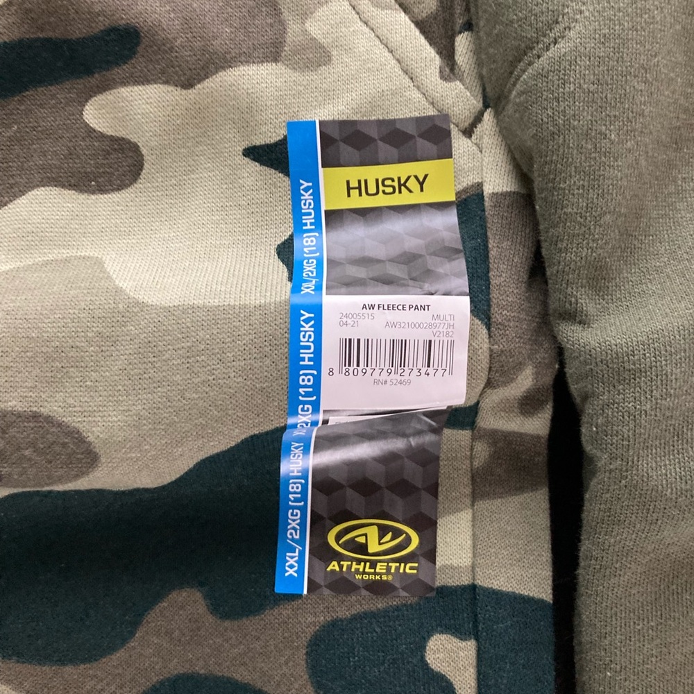 5 boy 18-20 husky sweat pants - Picture 11 of 11